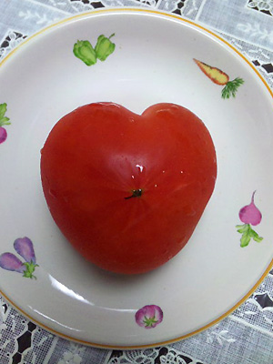 ハート型のトマト